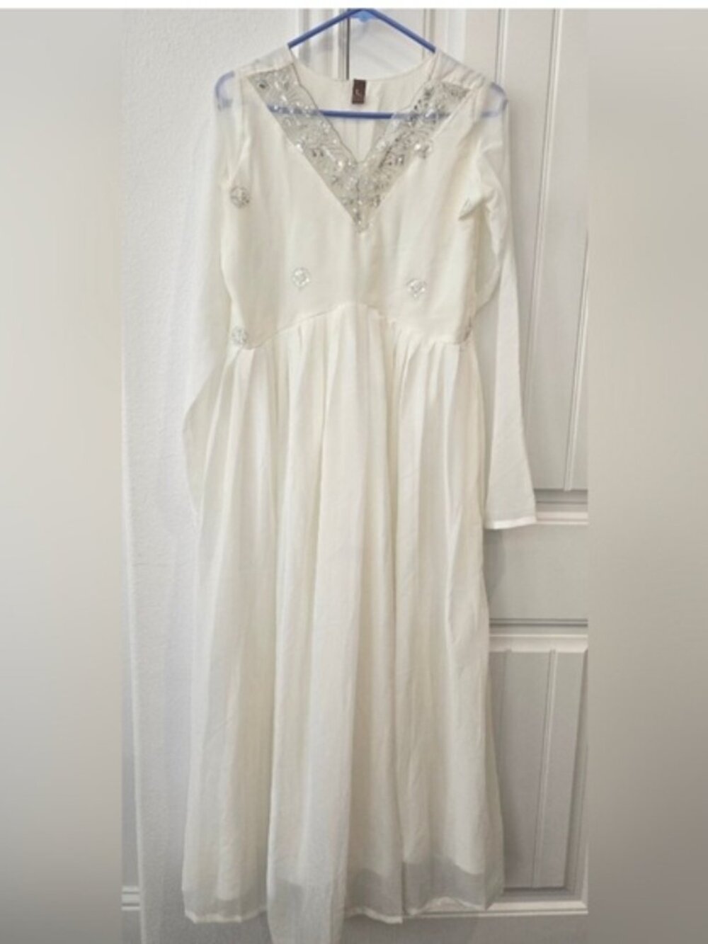 Elegant White Embellished Women's Dress